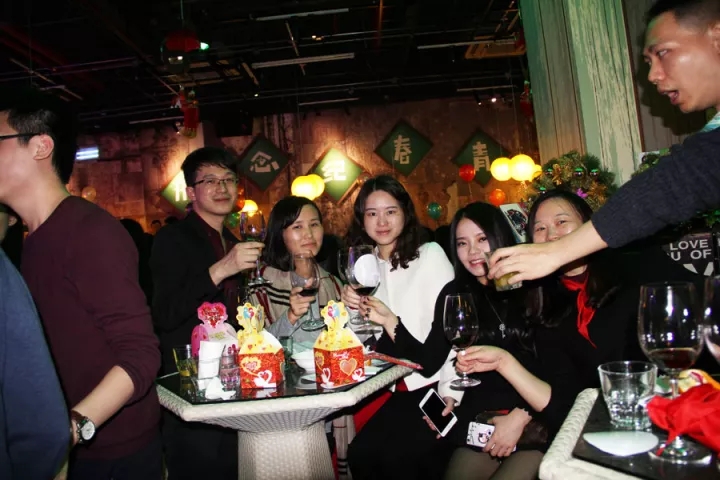 【平安夜 搞事情！】雄松華章第六屆狂歡夜，約您一起搞事情！