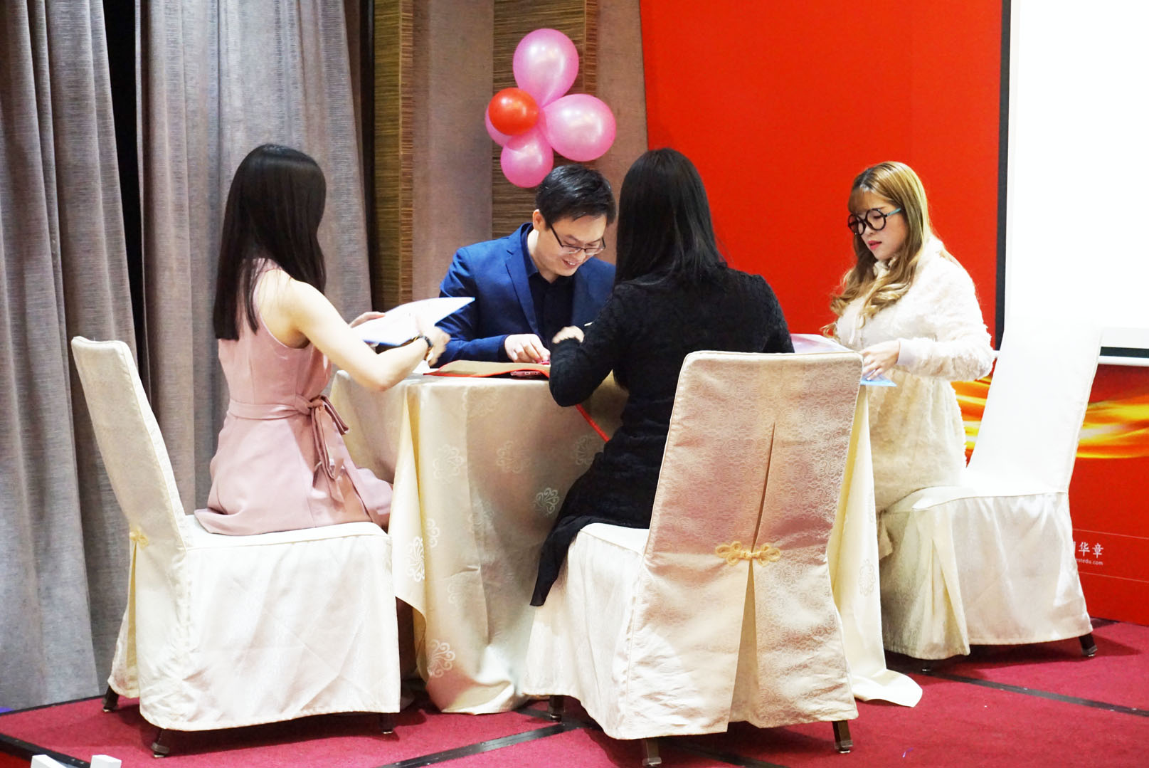 雄松教育2018年年會(huì)報(bào)道：智慧·發(fā)展·歡愉·凝聚