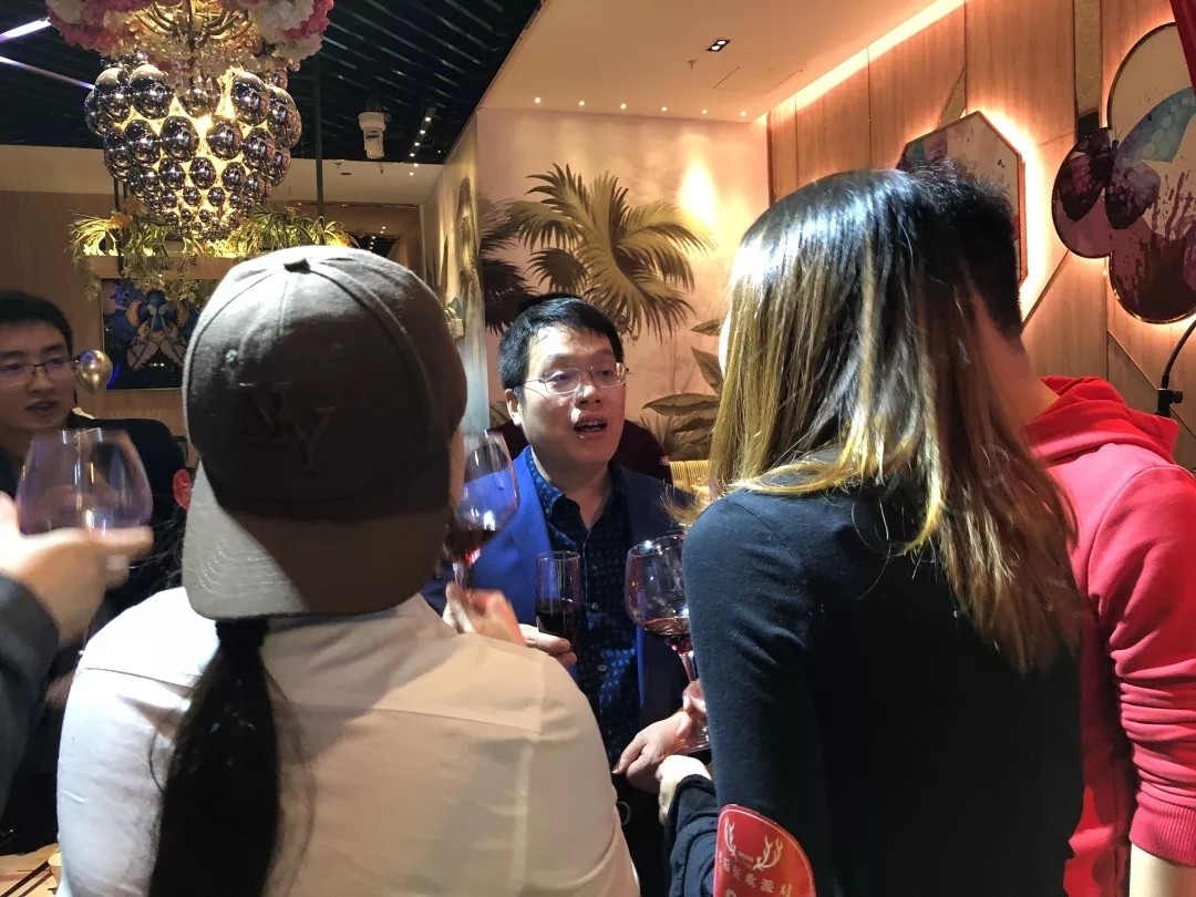 雄松華章“友情歲月，無聚不歡”2019屆狂歡派對