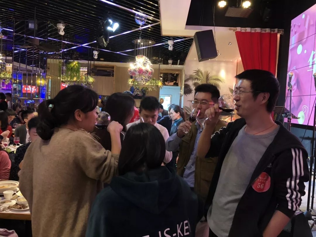 雄松華章“友情歲月，無聚不歡”2019屆狂歡派對